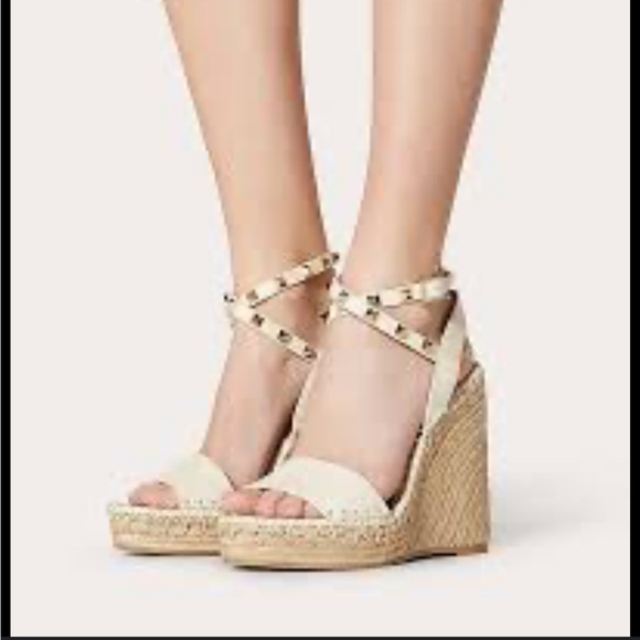 VALENTINO ROCKSTUD METALLIC LEATHER  SPADRILLE WEDGES - Picture 9 of 11
